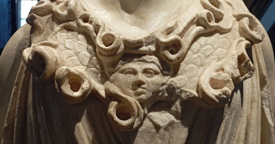 testa di gorgone sull’egida di Atena, Roma, Museo Centrale Montemartini testa di gorgone sull’egida di Atena
