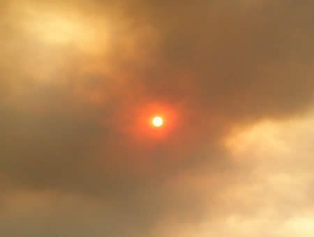 Il pianeta "cornuto" Nibiru sarebbe in agguato contro la Terra provenendo da almeno quattro orbite diverse e fisicamente impossibili. Peccato che non esista, se non nell'imperscrutabile cialtroneria della rete